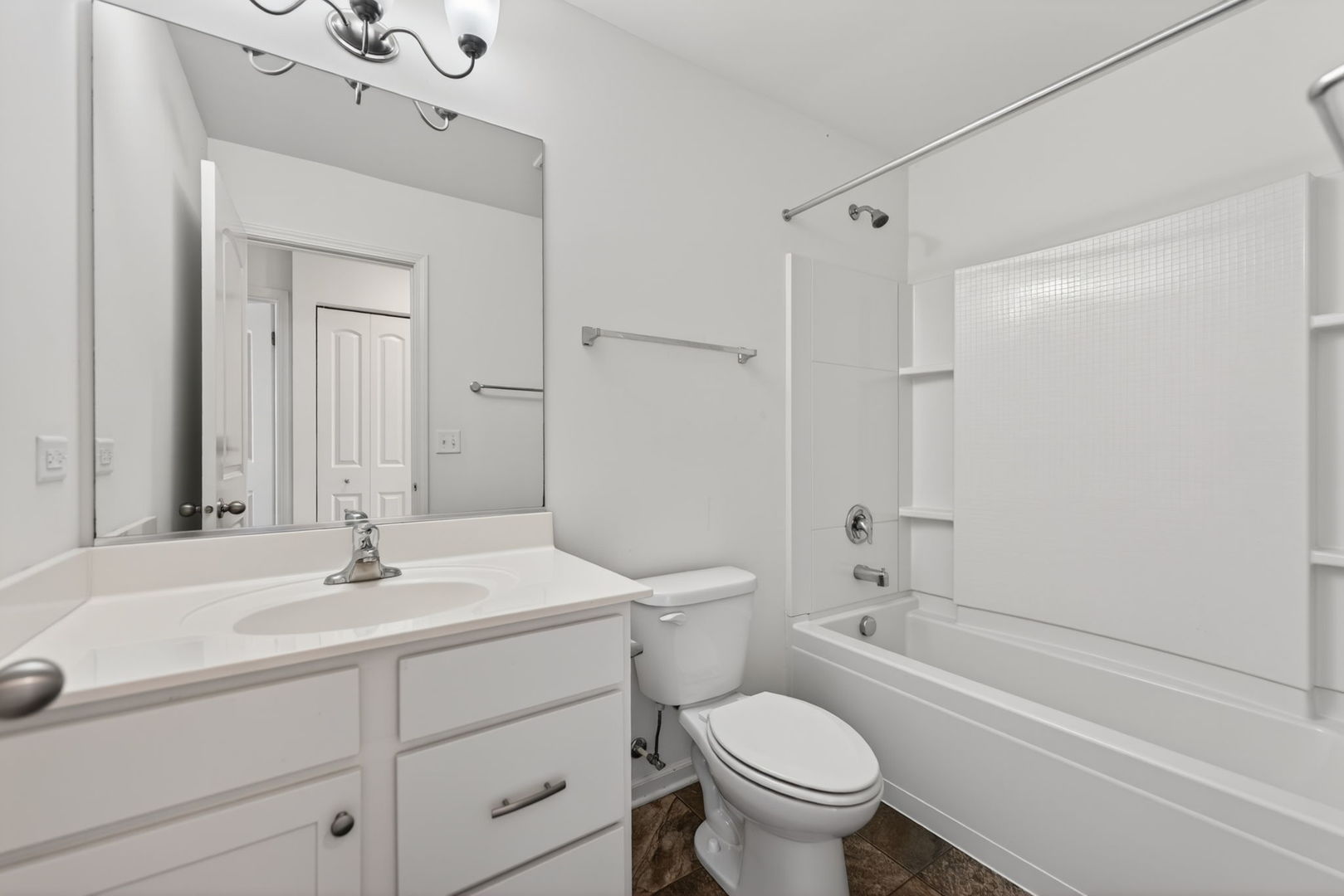 1452 Lakeridge Court, Mundelein, IL 60060