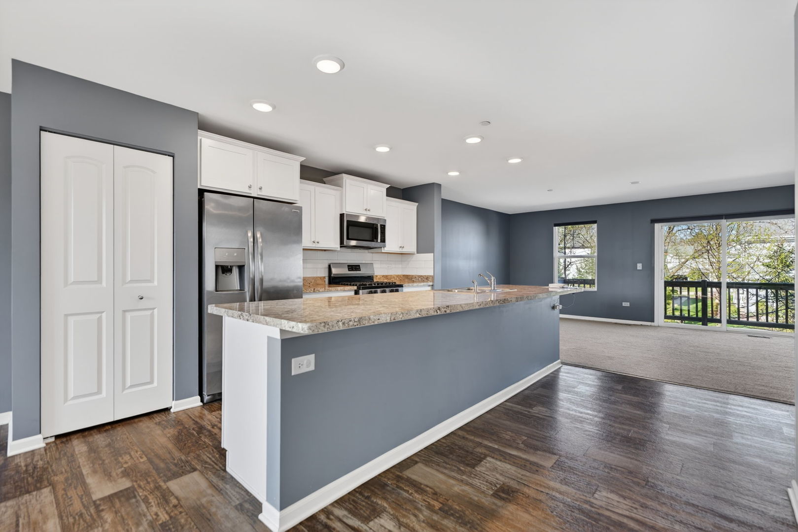 1452 Lakeridge Court, Mundelein, IL 60060