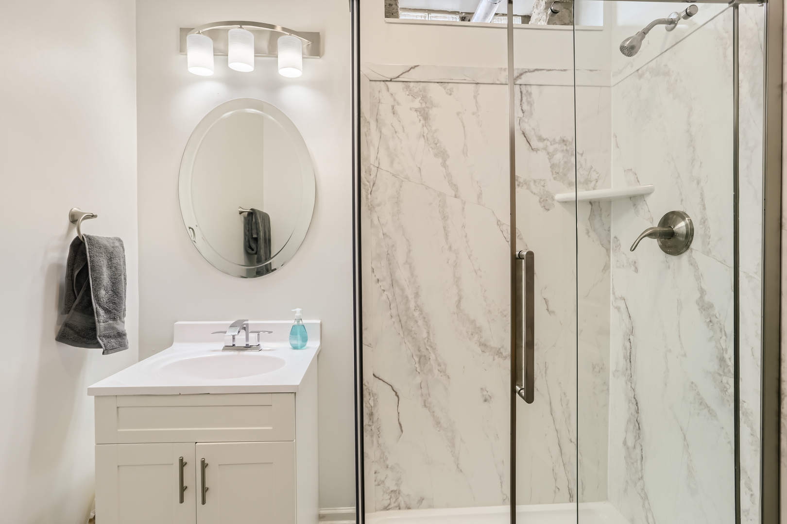 226 E Illinois Street #6, Lemont, IL 60439