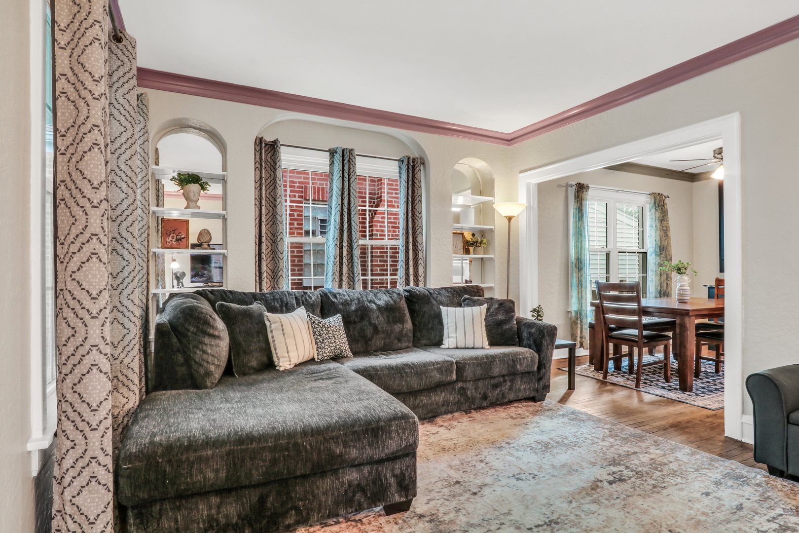 5332 N Latrobe Avenue, Chicago, IL 60630