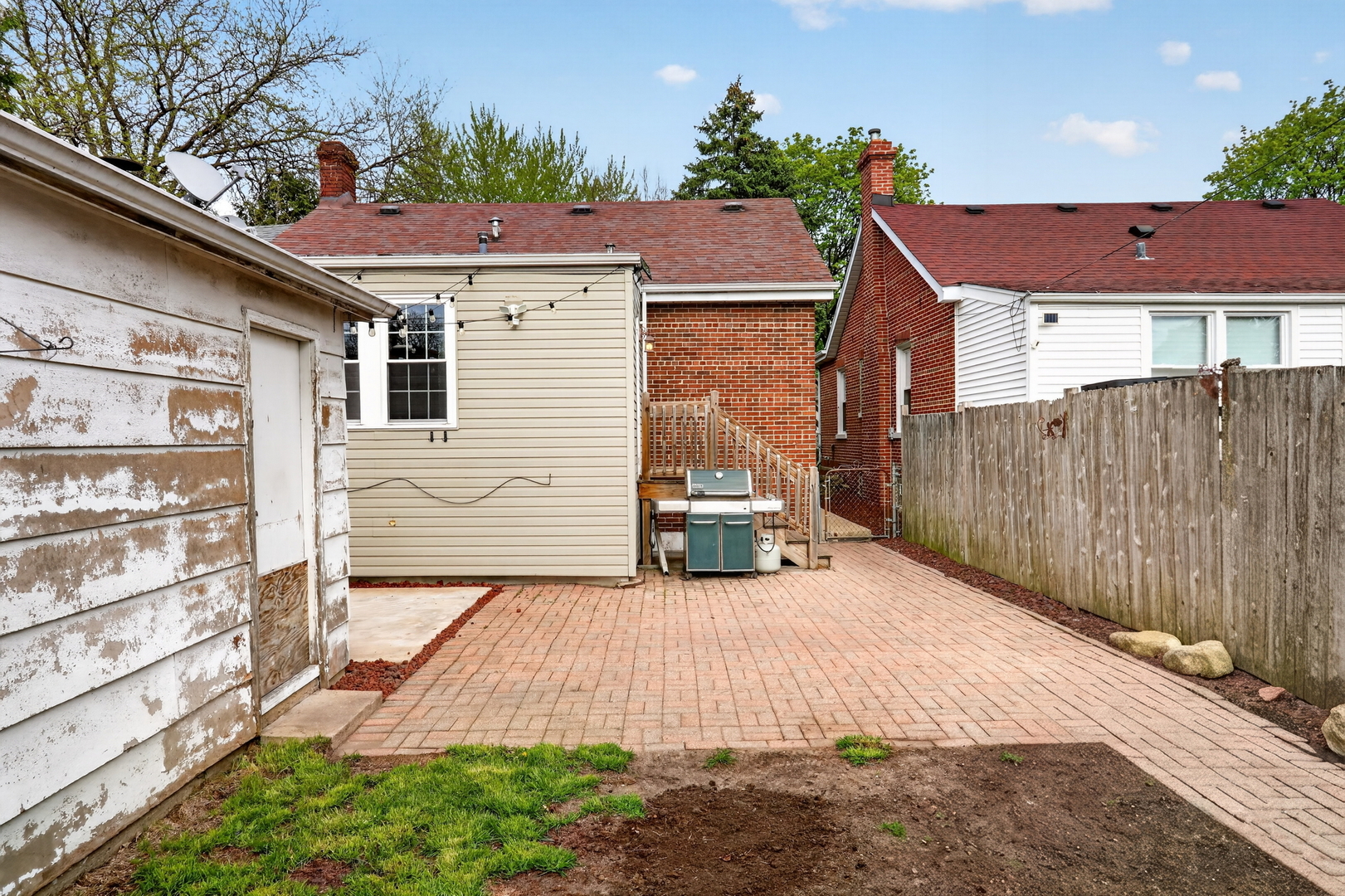 5332 N Latrobe Avenue, Chicago, IL 60630