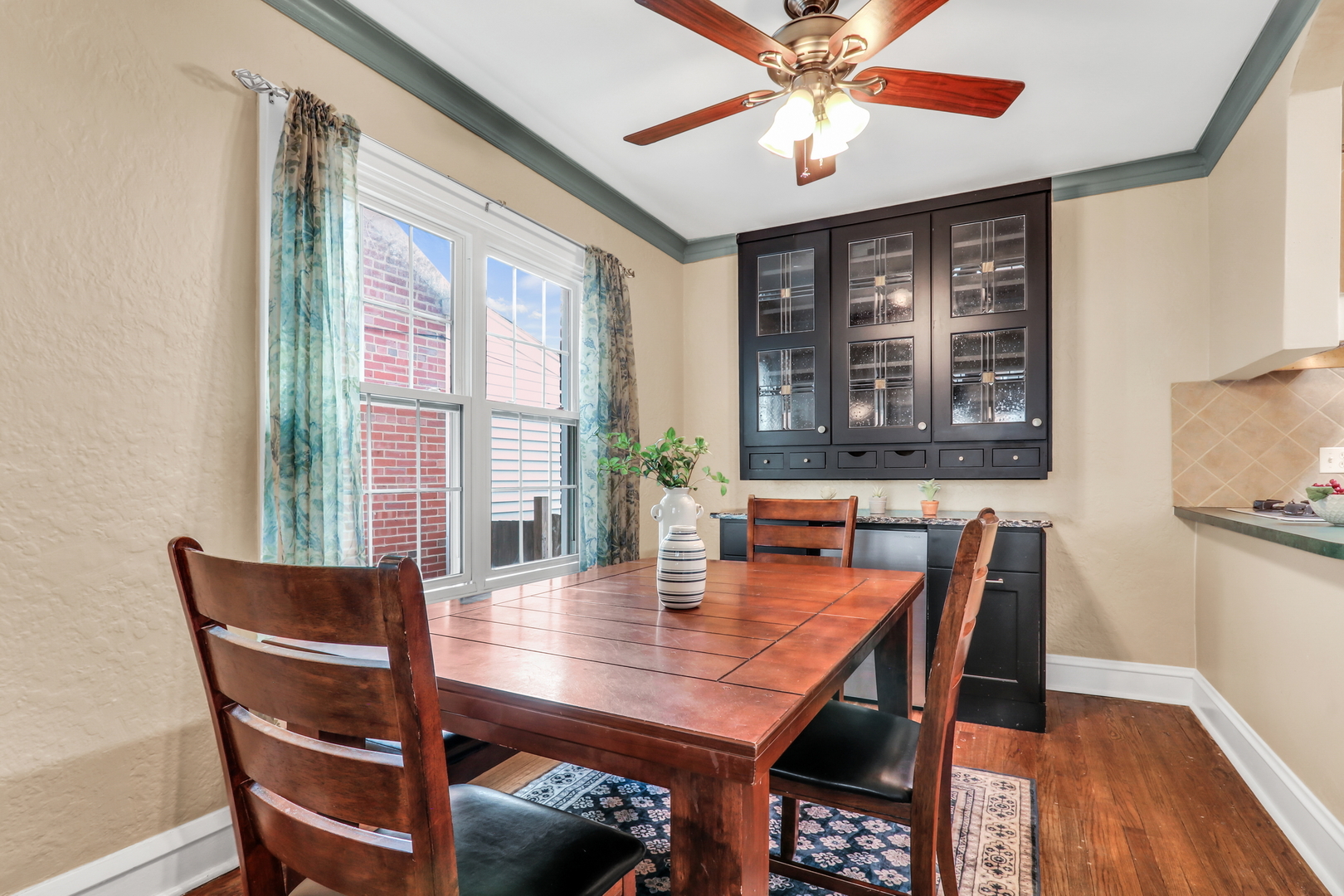 5332 N Latrobe Avenue, Chicago, IL 60630