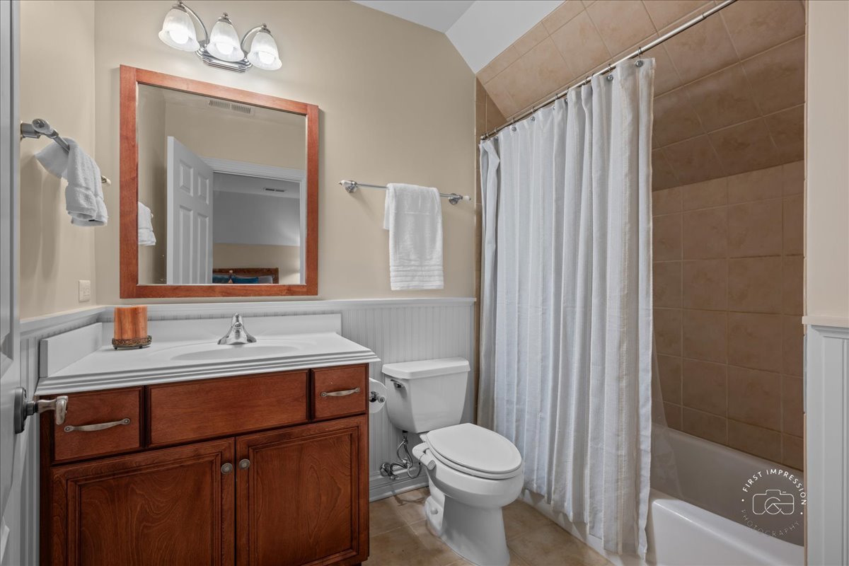 427 S Sleight Street, Naperville, IL 60540