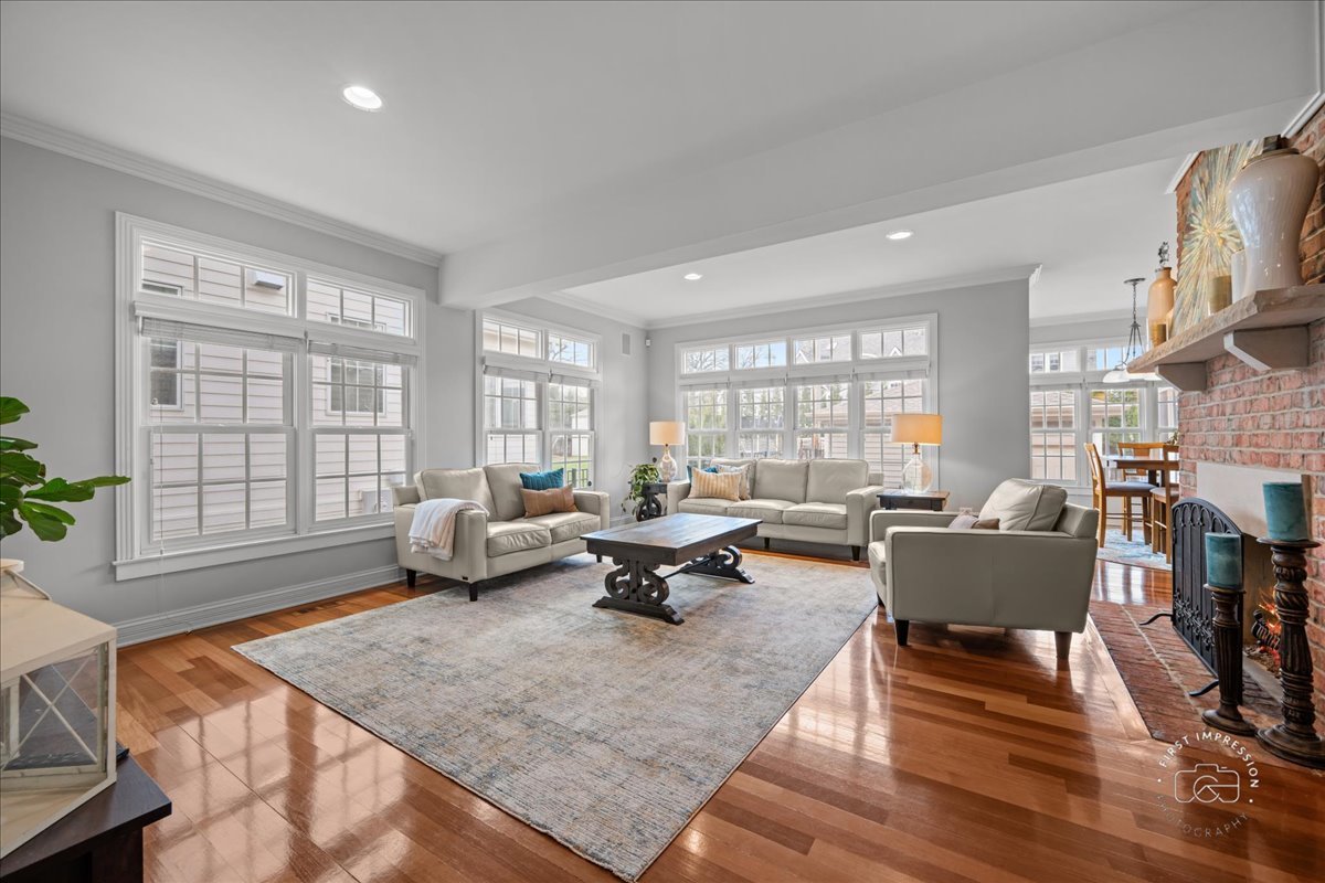 427 S Sleight Street, Naperville, IL 60540