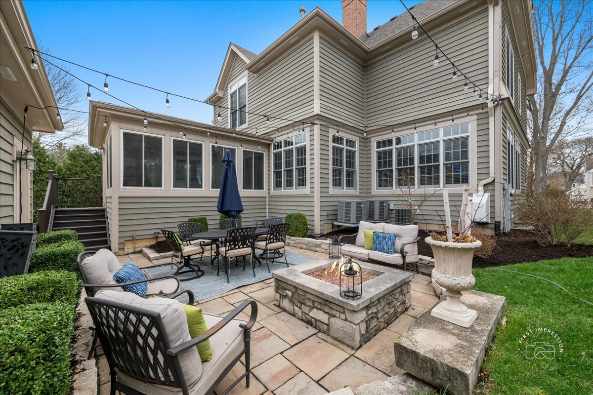 427 S Sleight Street, Naperville, IL 60540