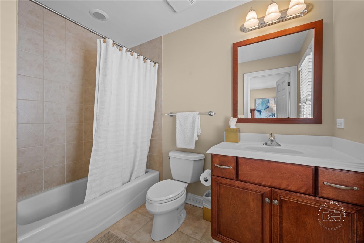 427 S Sleight Street, Naperville, IL 60540