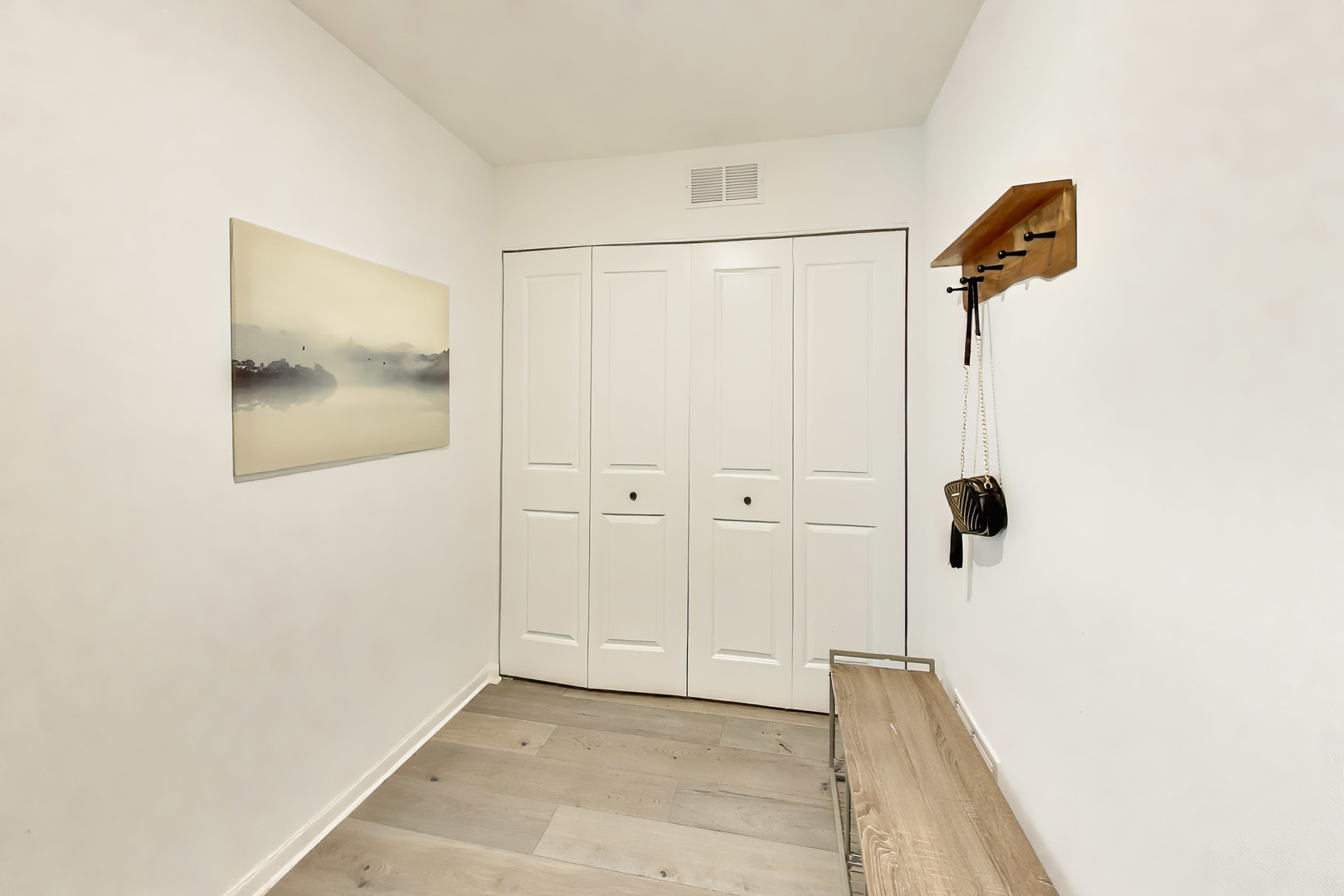 1541 Cooper Street, Des Plaines, IL 60018