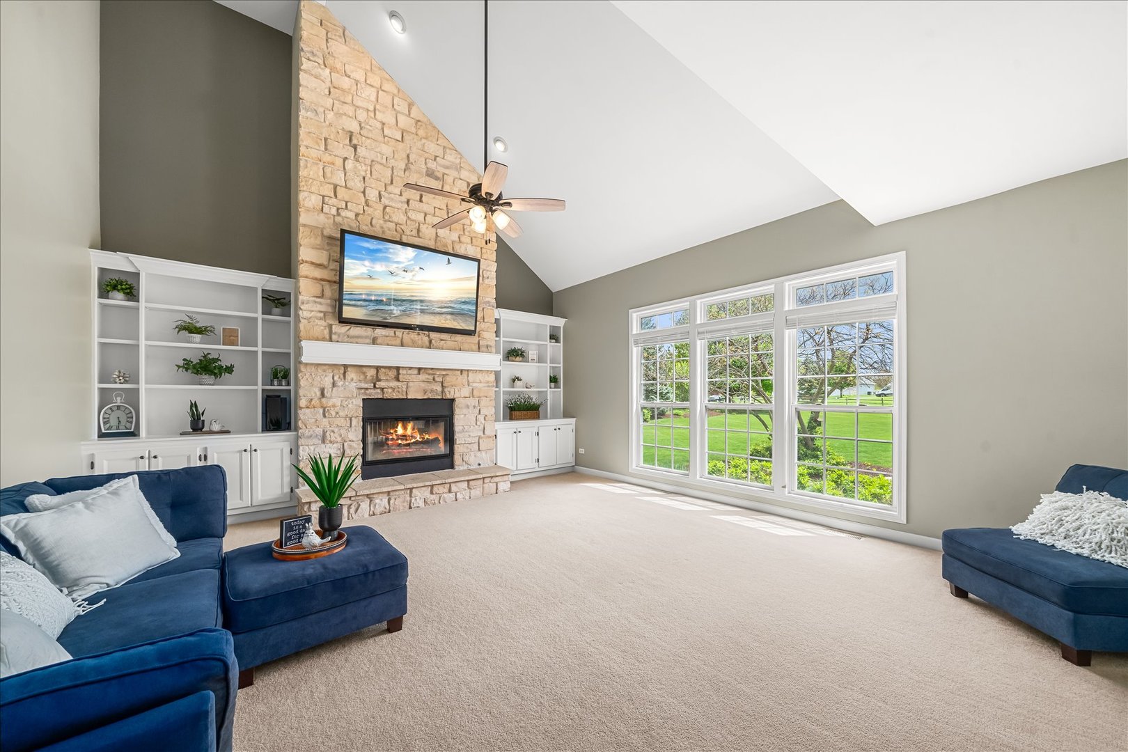 5672 Fields Drive, Yorkville, IL 60560