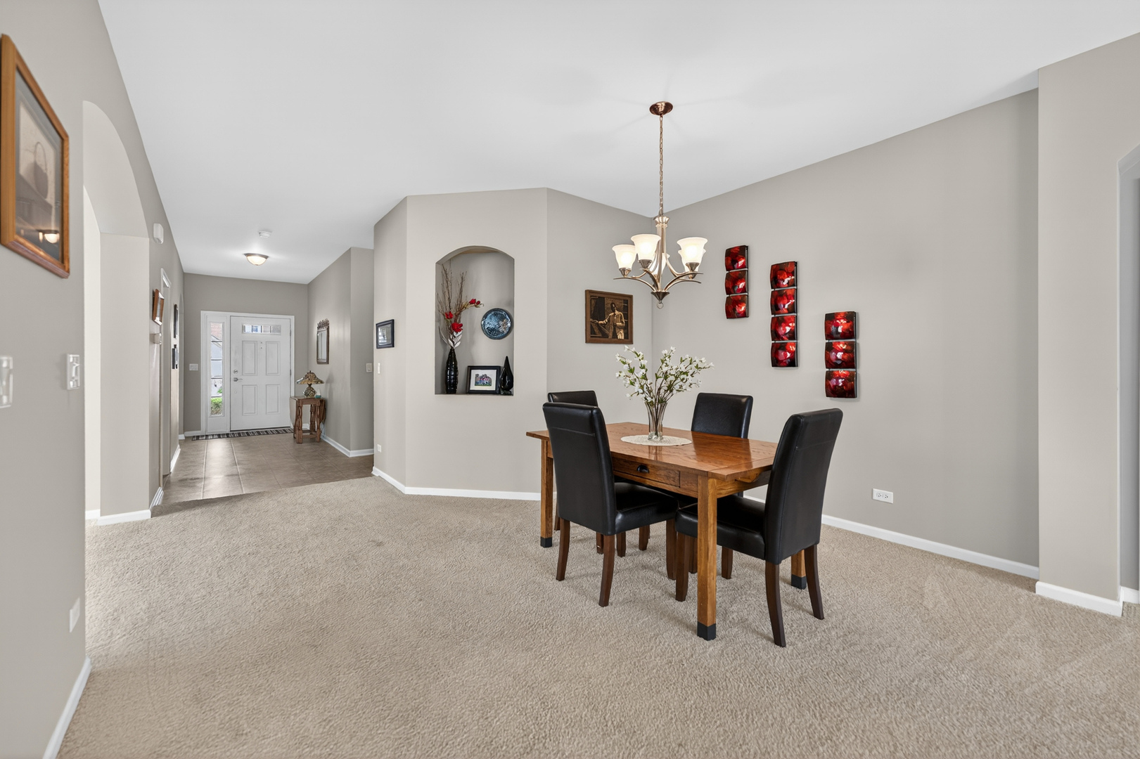 1682 Francis Drive, Pingree Grove, IL 60140