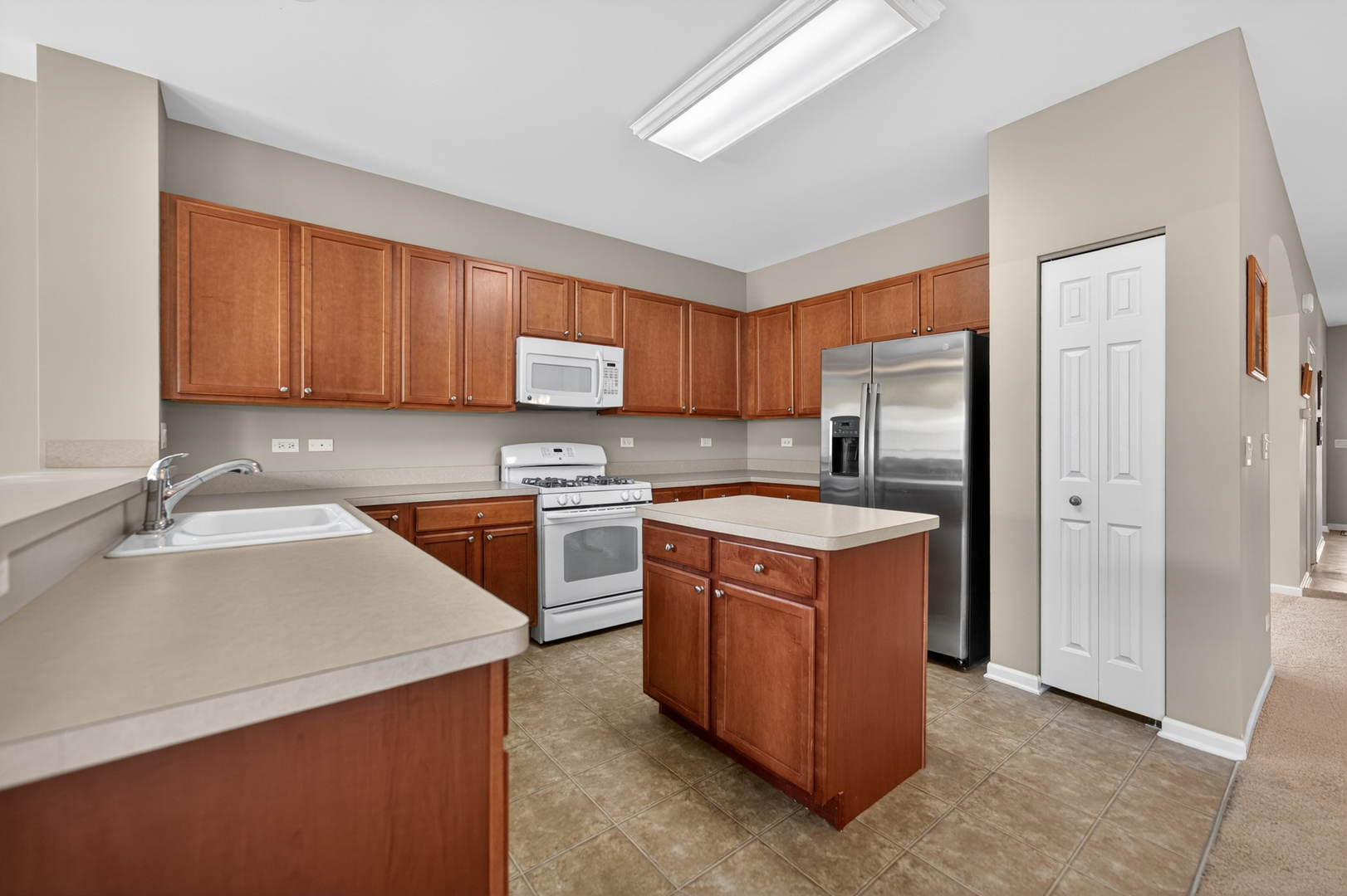 1682 Francis Drive, Pingree Grove, IL 60140