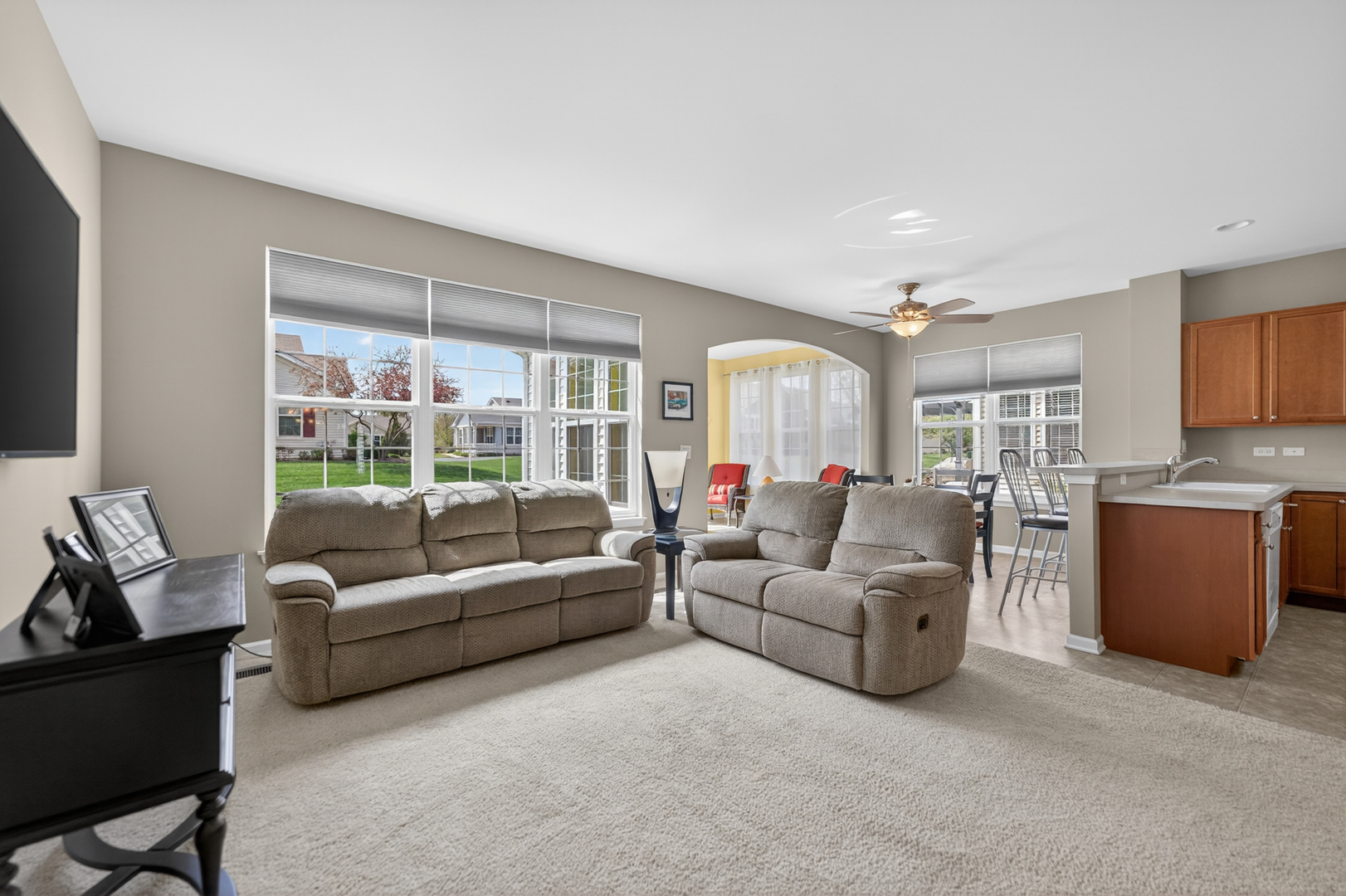 1682 Francis Drive, Pingree Grove, IL 60140