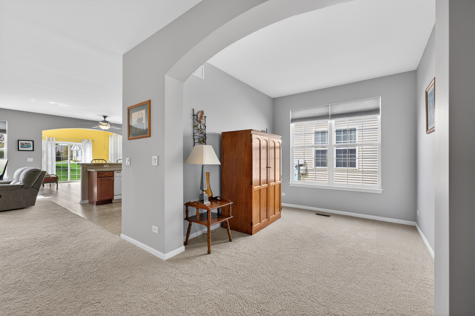 1682 Francis Drive, Pingree Grove, IL 60140