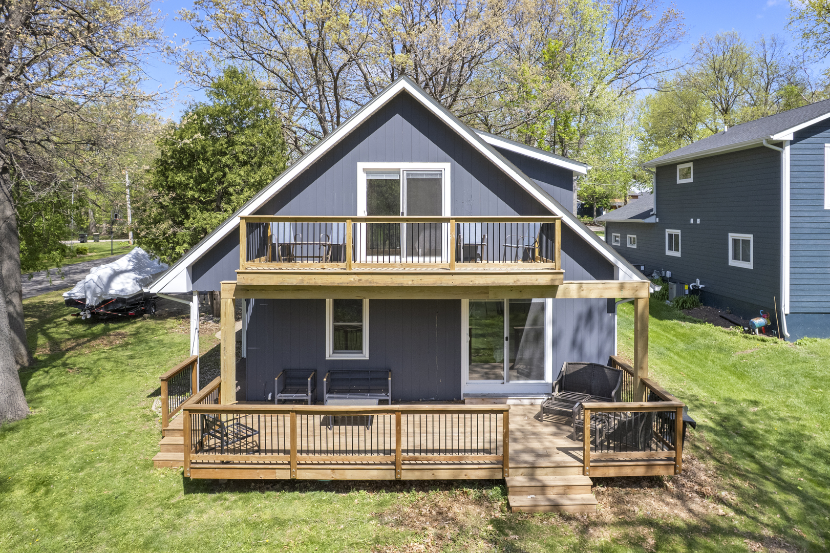 795 Lake Holiday Drive, Lake Holiday, IL 60548