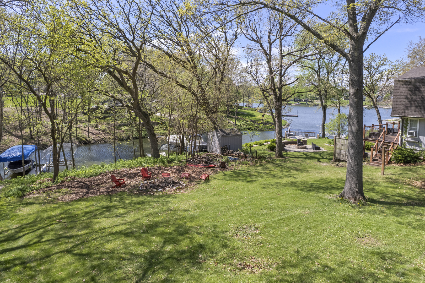 795 Lake Holiday Drive, Lake Holiday, IL 60548