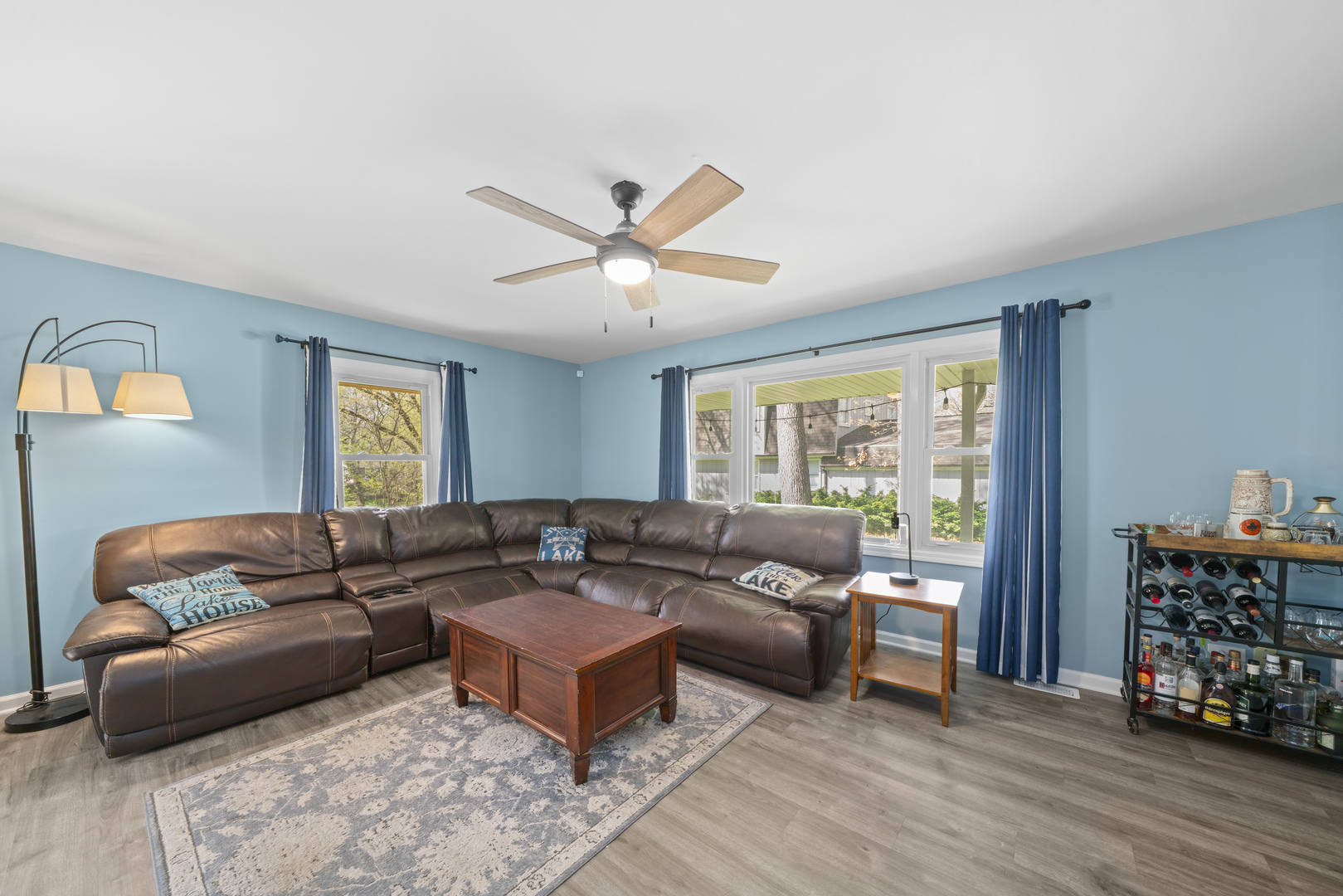 795 Lake Holiday Drive, Lake Holiday, IL 60548