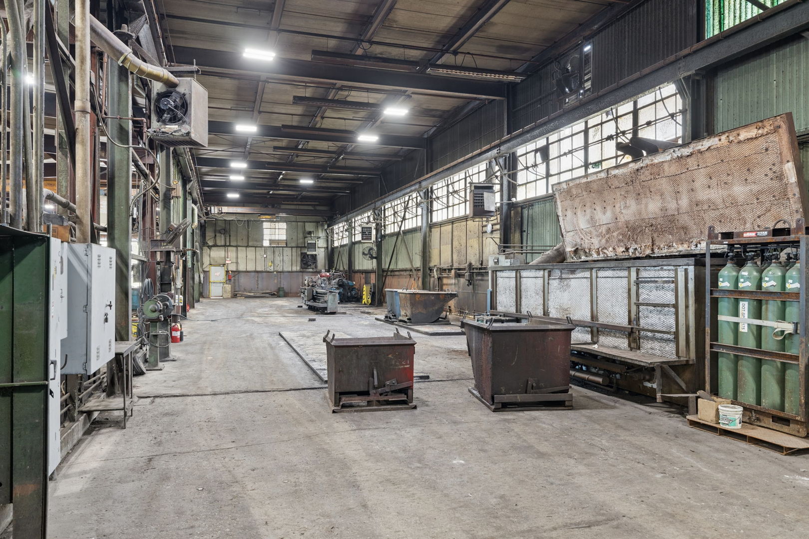 379 E 147th Street, Harvey, IL 60426