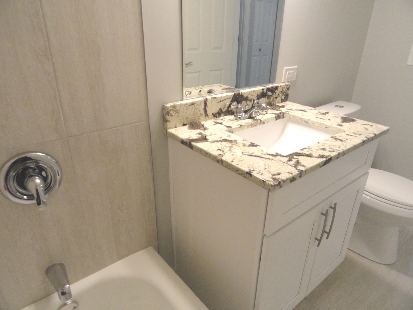 9907 W 58th Street #1, Countryside, IL 60525