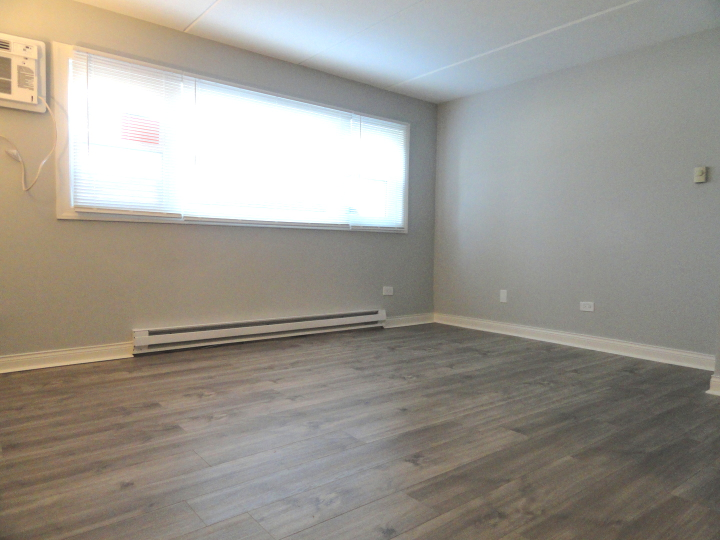 9907 W 58th Street #1, Countryside, IL 60525