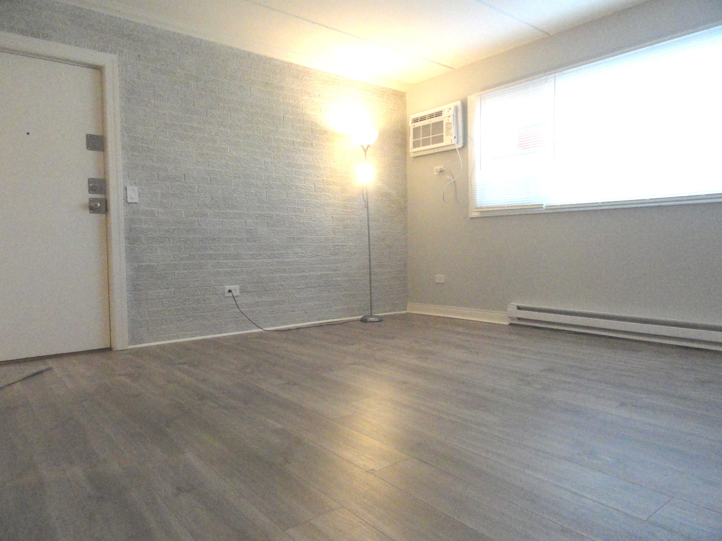 9907 W 58th Street #1, Countryside, IL 60525