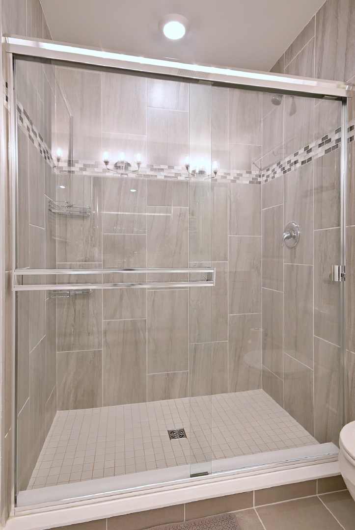 1538 Times Drive, Des Plaines, IL 60018