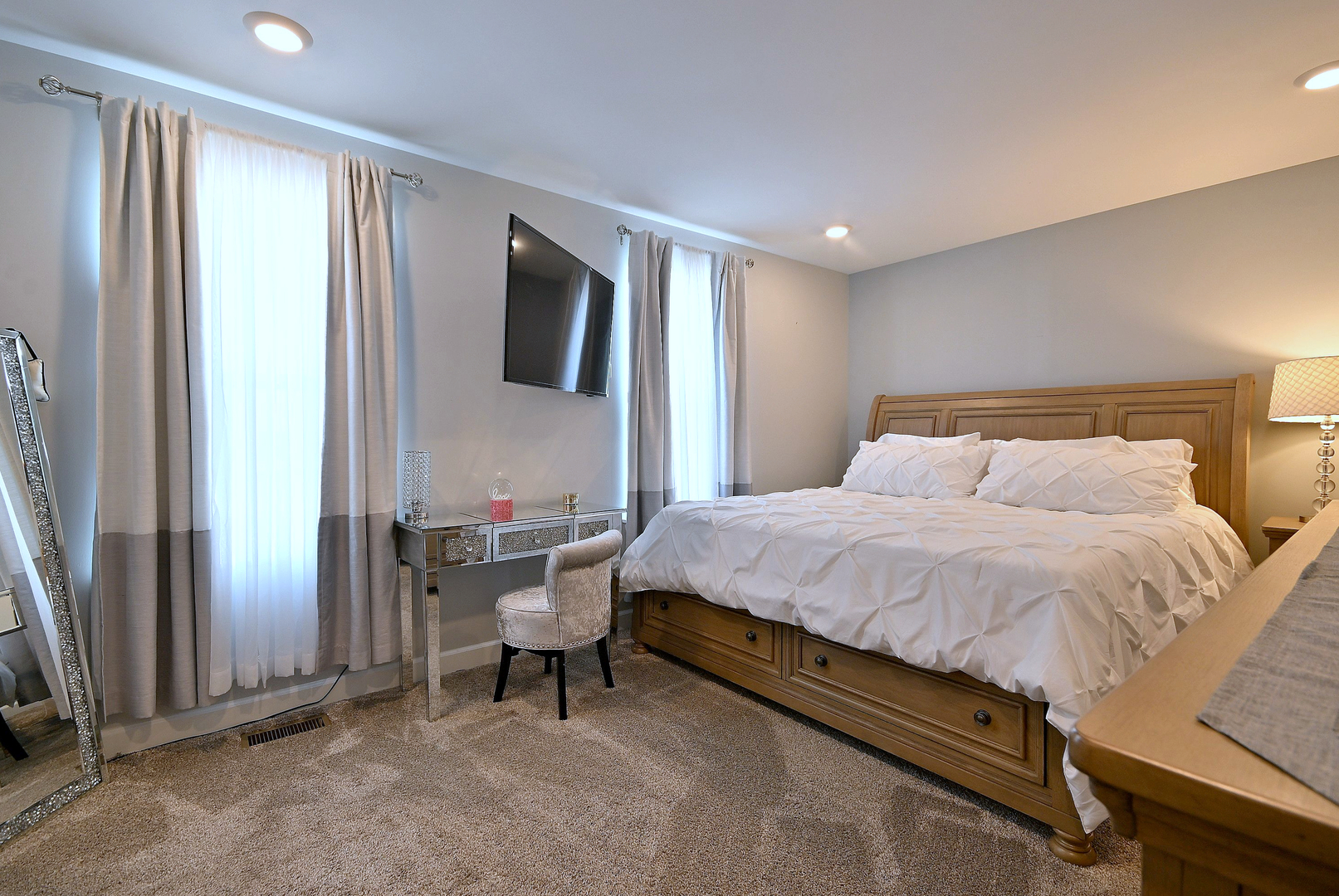 1538 Times Drive, Des Plaines, IL 60018