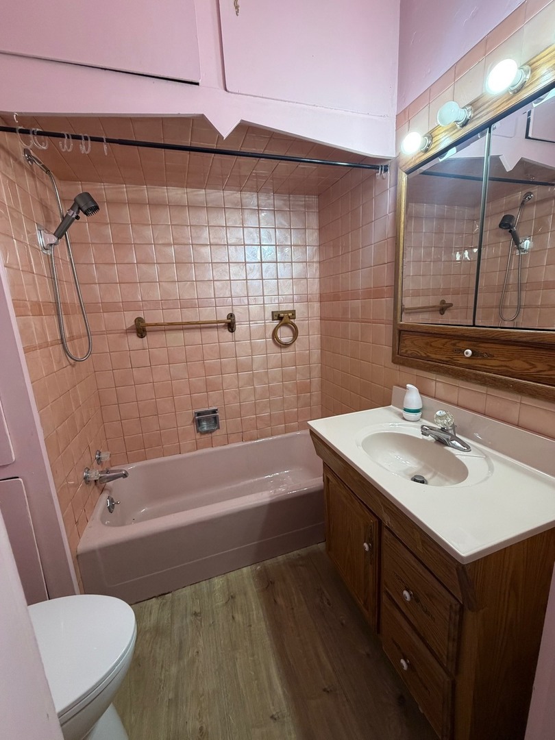 385 E Main Street, Sheldon, IL 60966