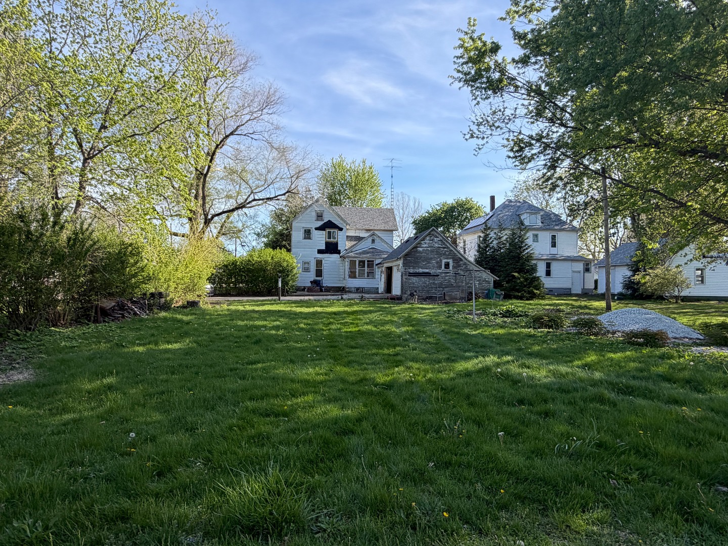 385 E Main Street, Sheldon, IL 60966