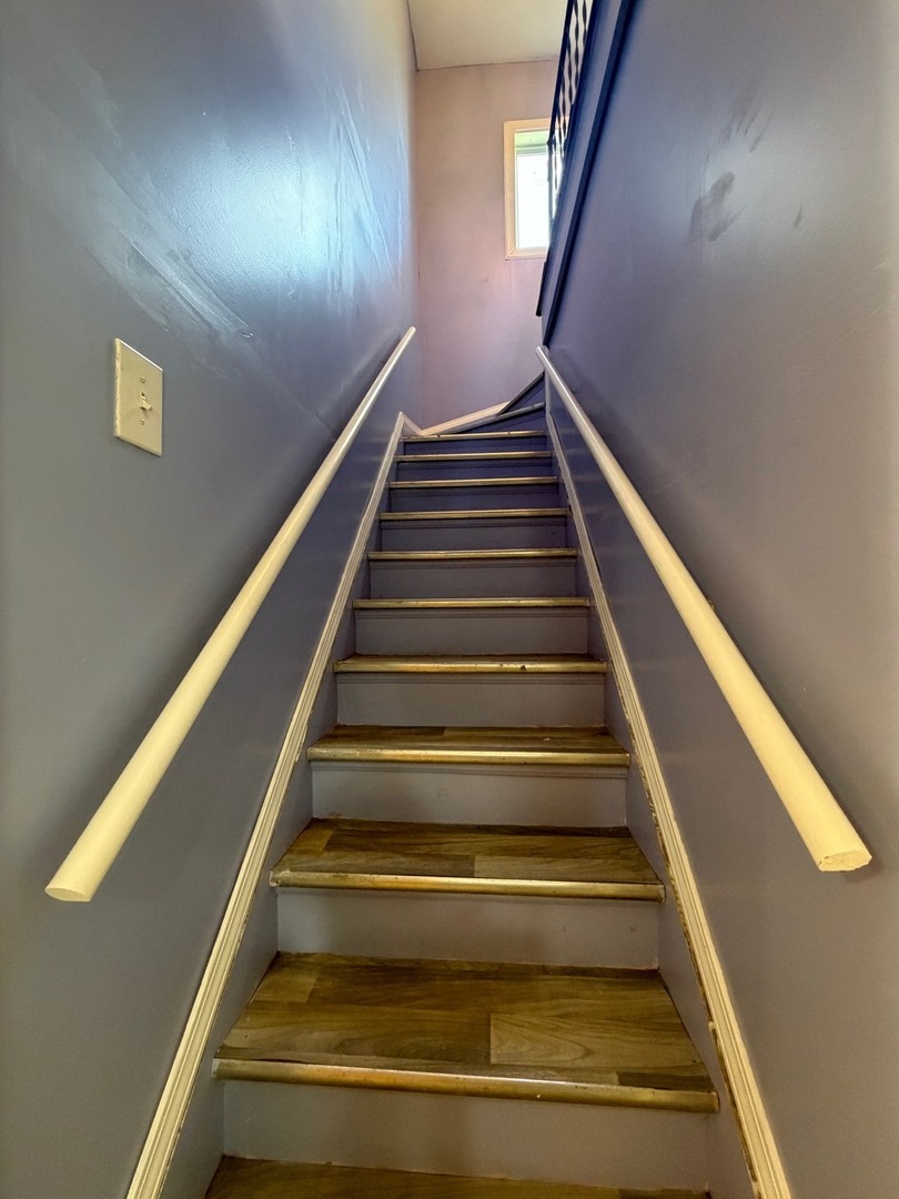 385 E Main Street, Sheldon, IL 60966