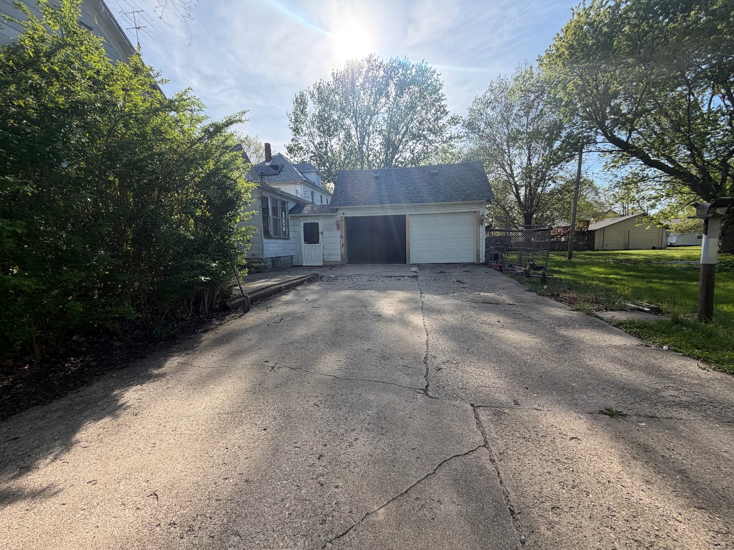 385 E Main Street, Sheldon, IL 60966