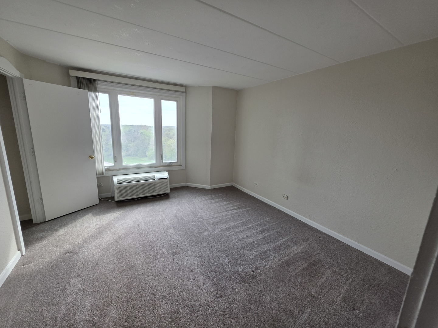 1 Renaissance Place #720, Palatine, IL 60067