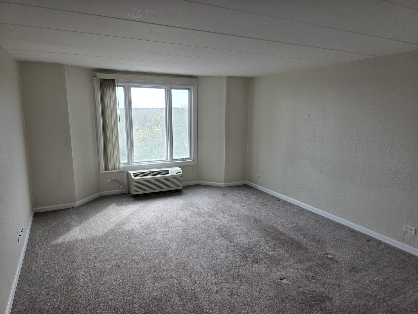 1 Renaissance Place #720, Palatine, IL 60067