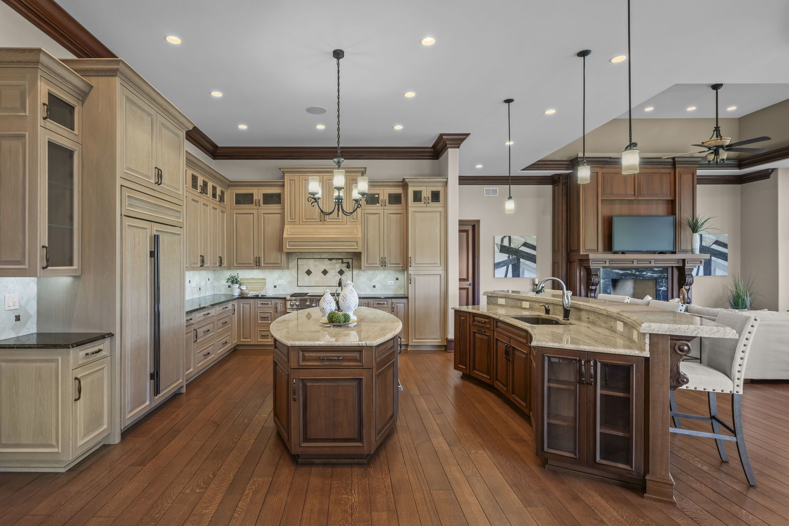 23 Enclave Court, South Barrington, IL 60010