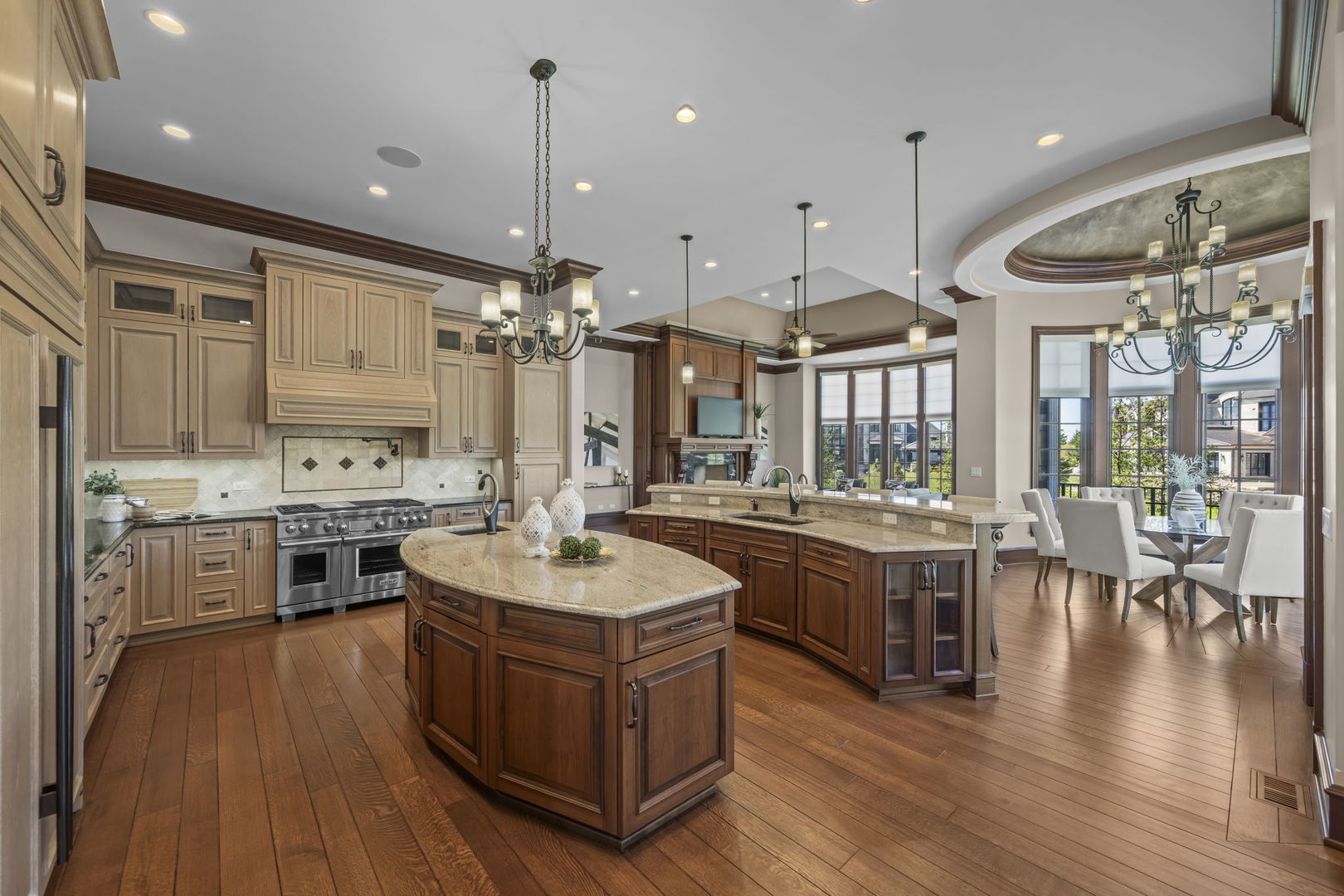 23 Enclave Court, South Barrington, IL 60010