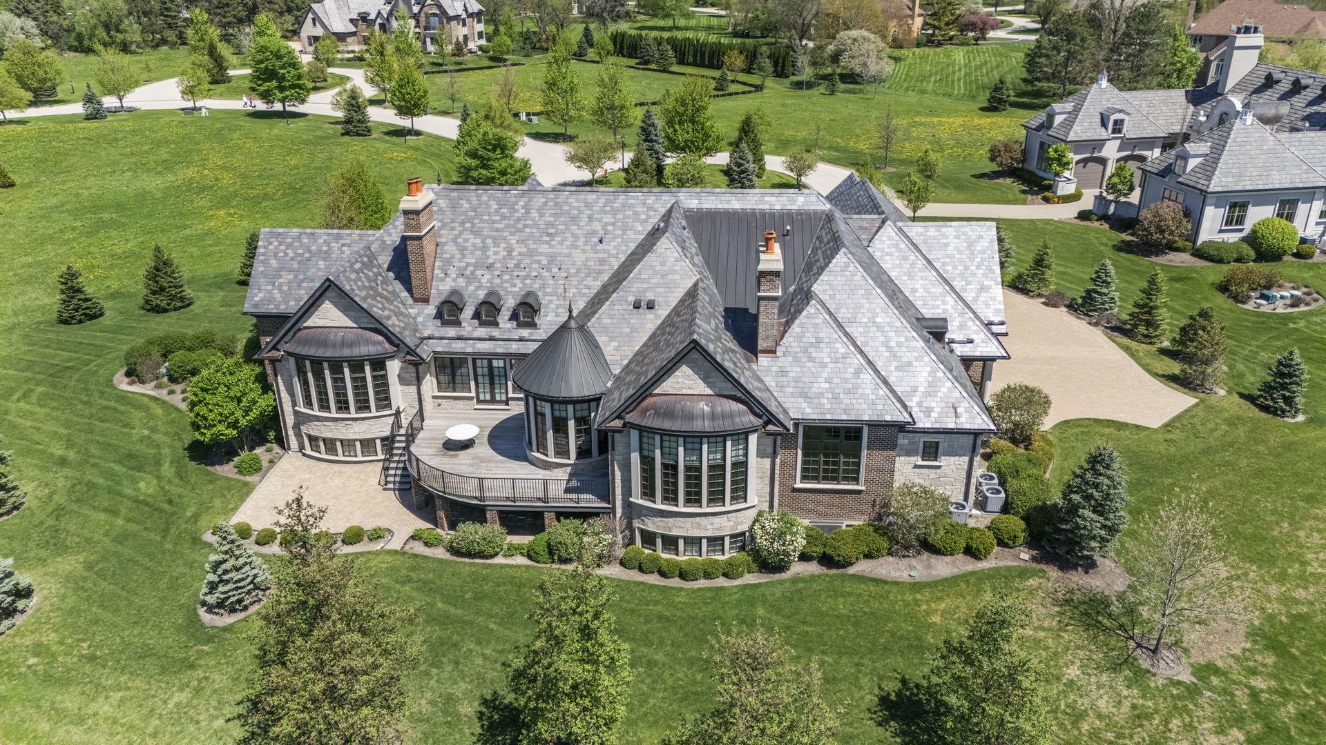 23 Enclave Court, South Barrington, IL 60010