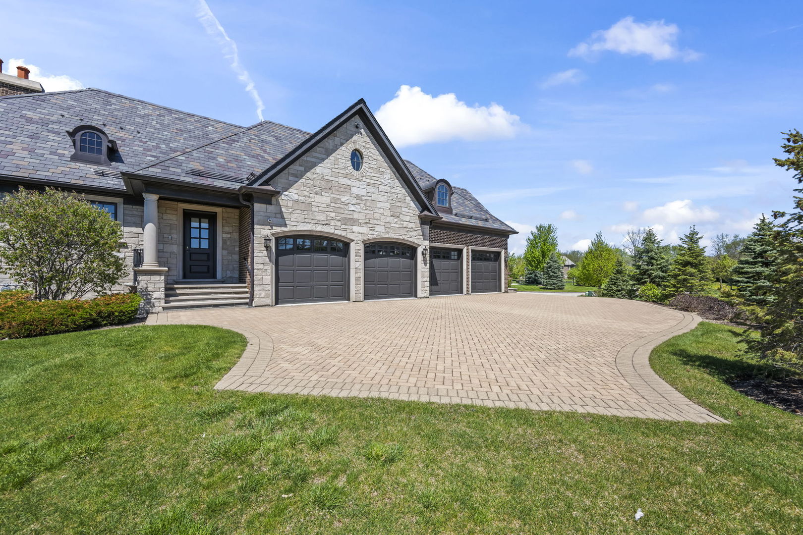 23 Enclave Court, South Barrington, IL 60010