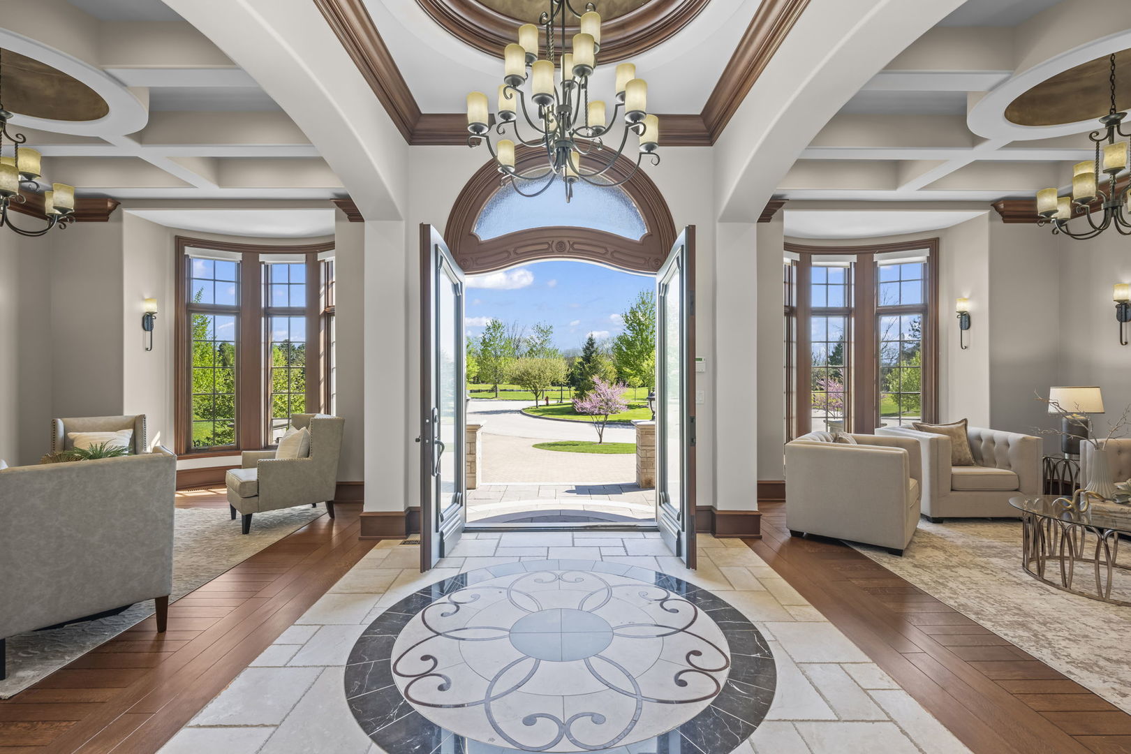 23 Enclave Court, South Barrington, IL 60010