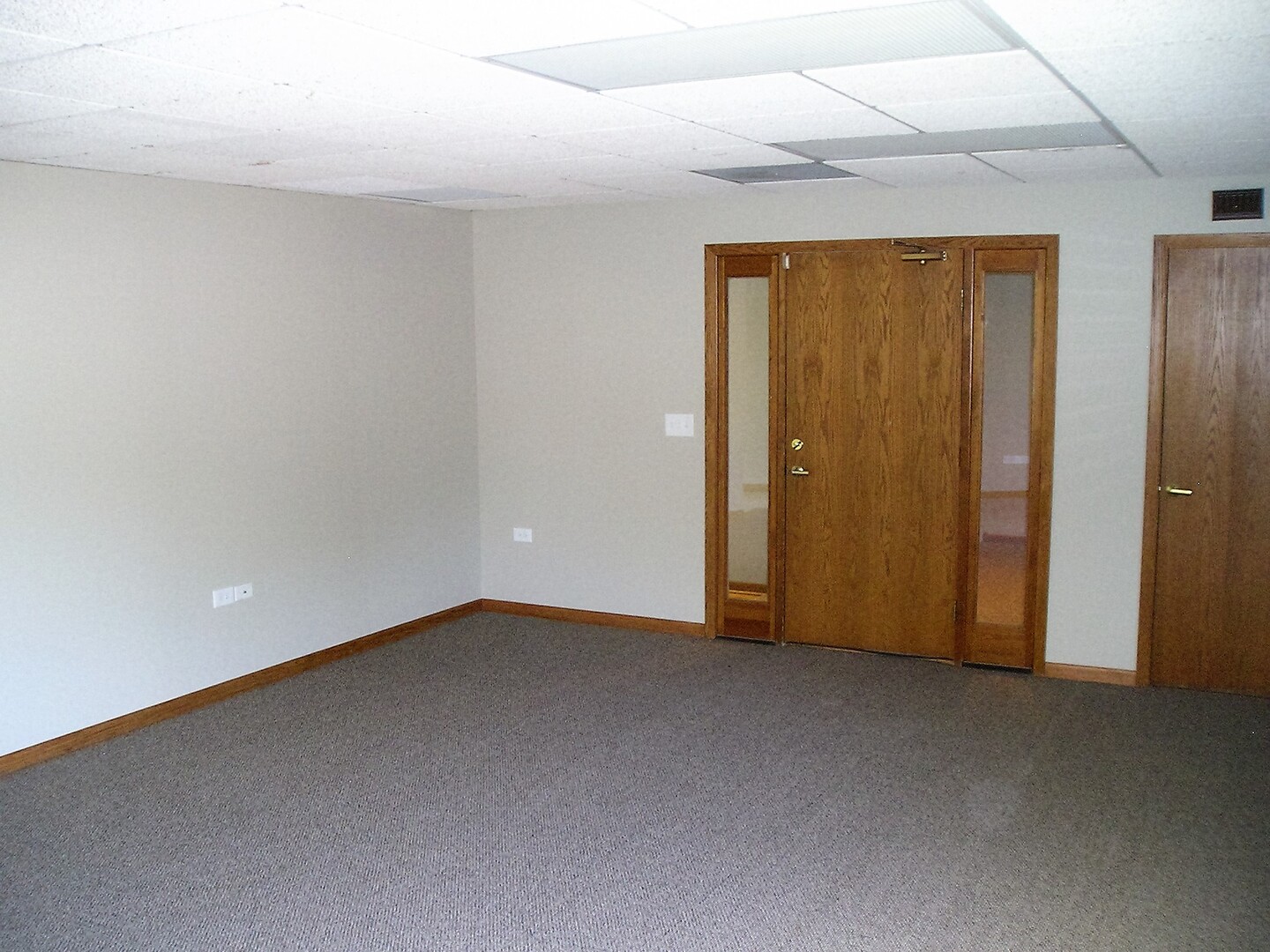 9100 Ogden Avenue #3, Brookfield, IL 60513