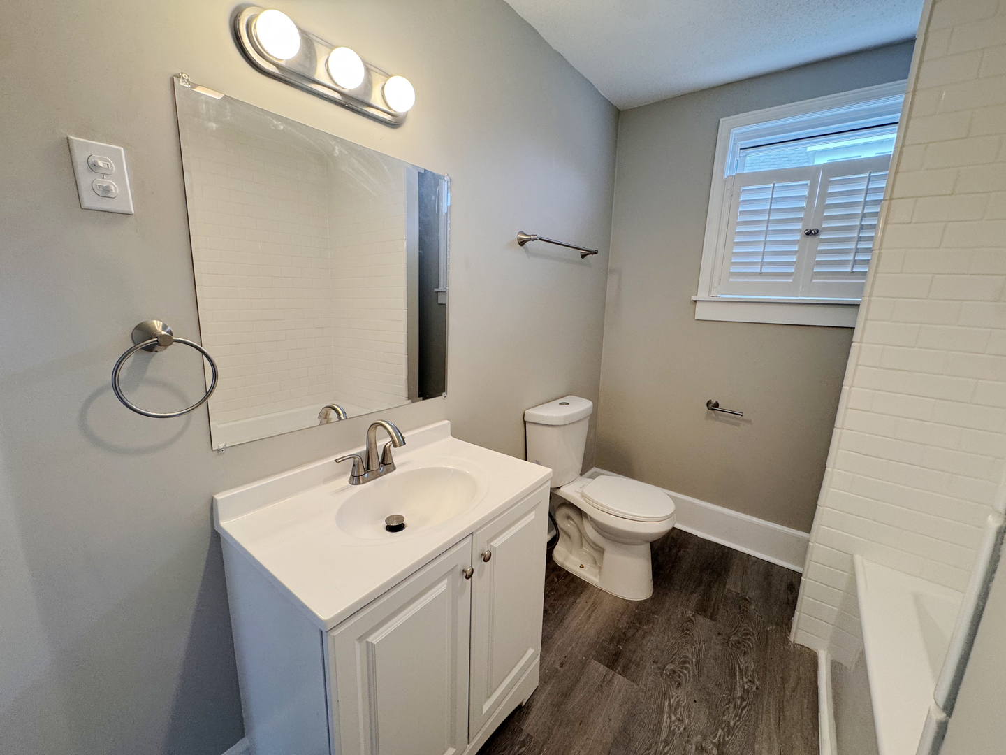 307 W 11th Street, Sterling, IL 61081