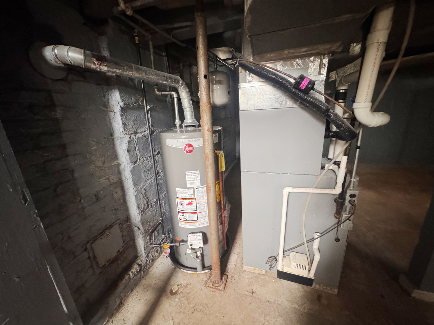 307 W 11th Street, Sterling, IL 61081