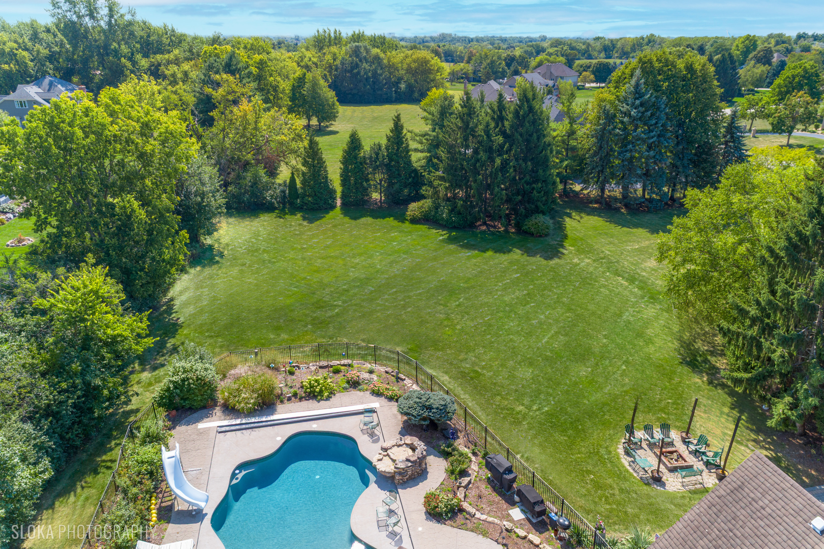 15 Mulberry Drive, Hawthorn Woods, IL 60047