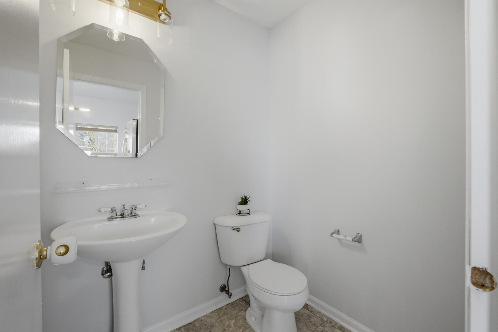 304 Monarch Drive, Streamwood, IL 60107