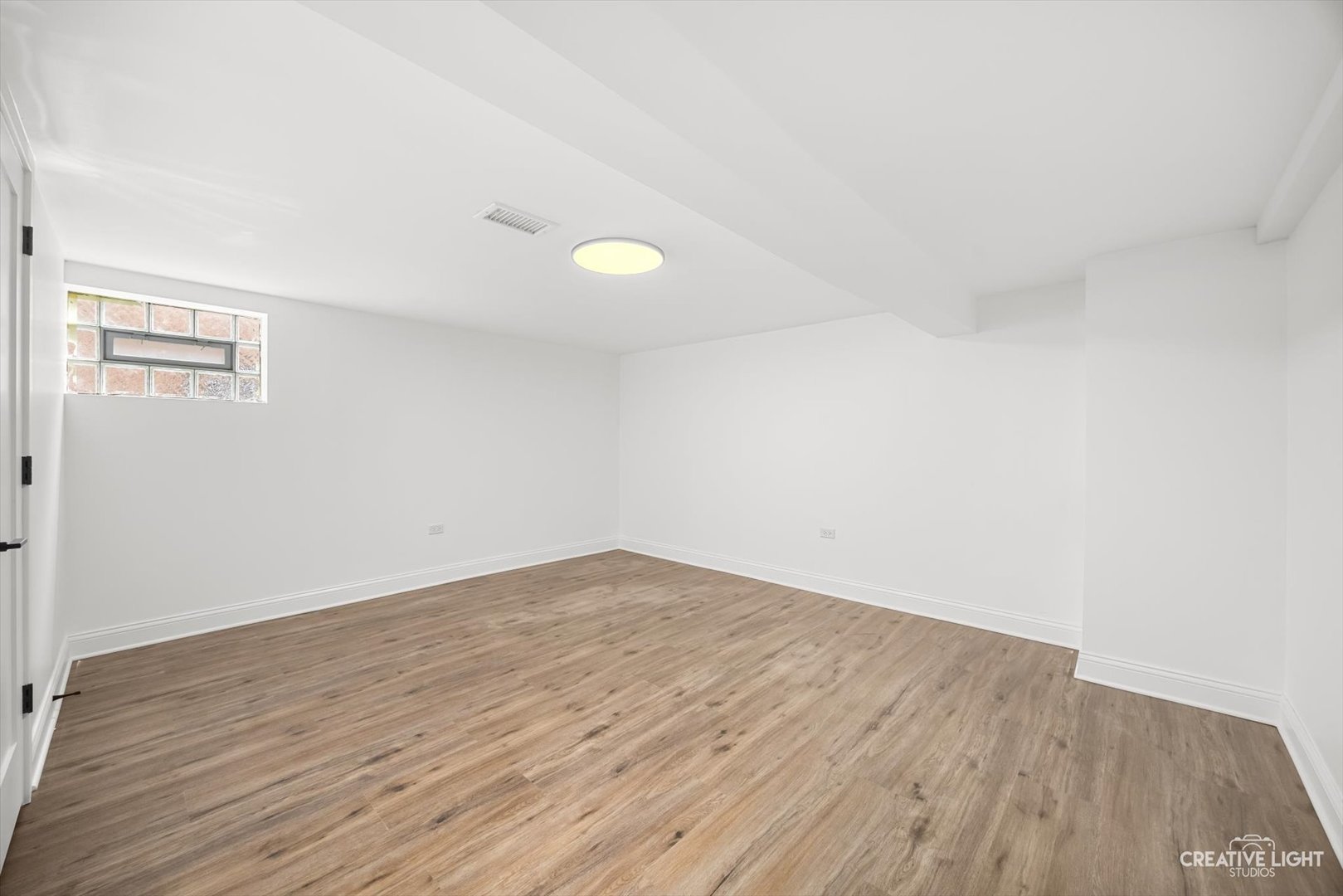 11101 S Ewing Avenue, Chicago, IL 60617