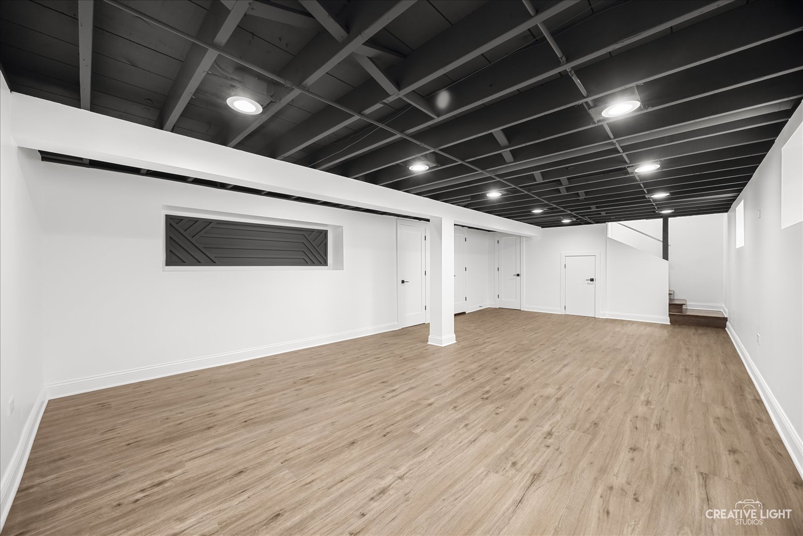 11101 S Ewing Avenue, Chicago, IL 60617