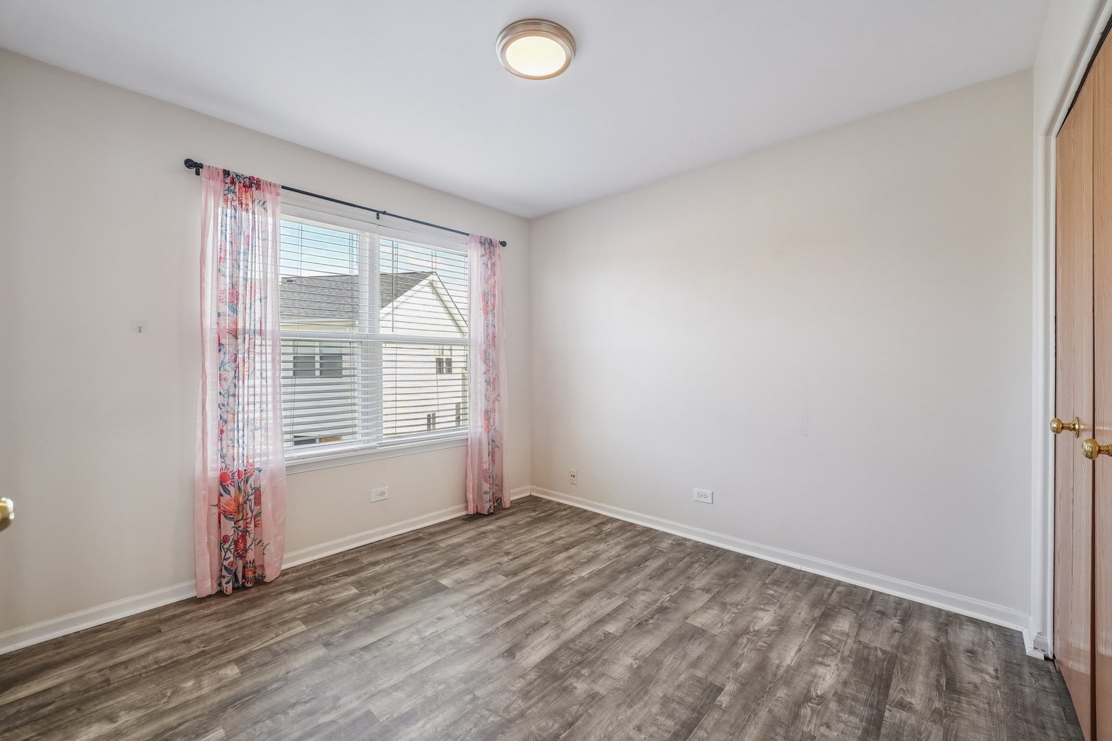 32481 Bakers Drive #32481, Lakemoor, IL 60051