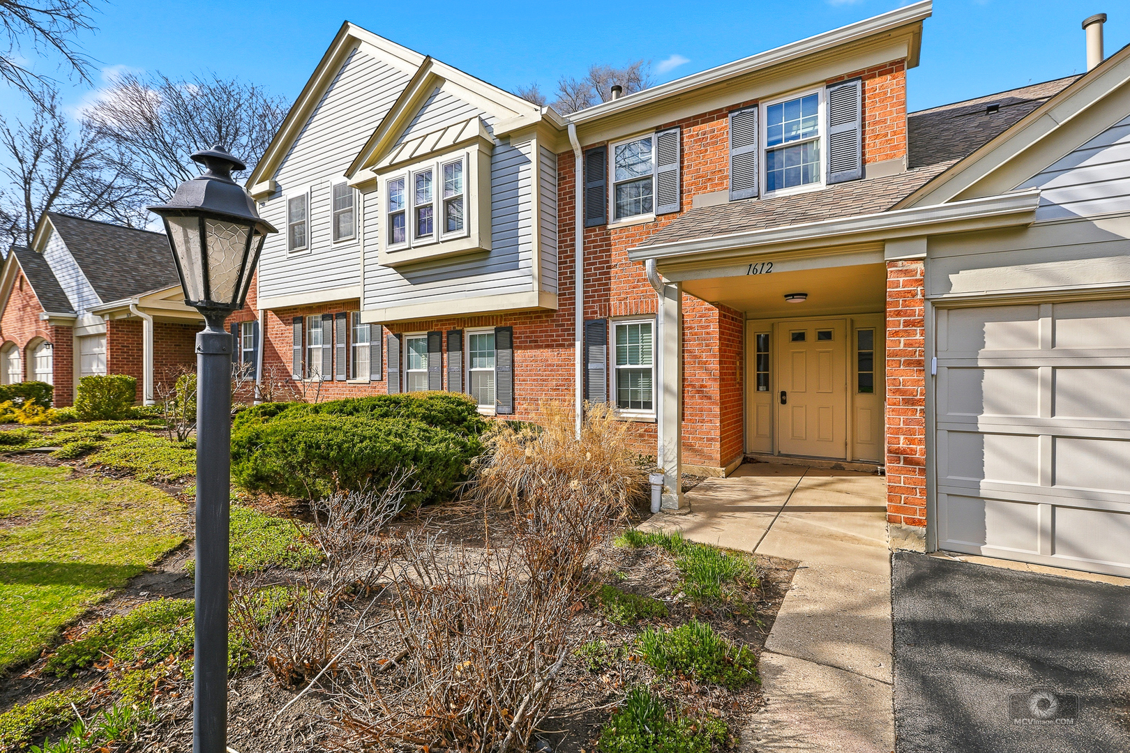 1612 Warwick Court #A2, Wheeling, IL 60090