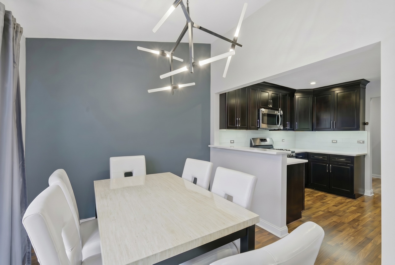 1612 Warwick Court #A2, Wheeling, IL 60090