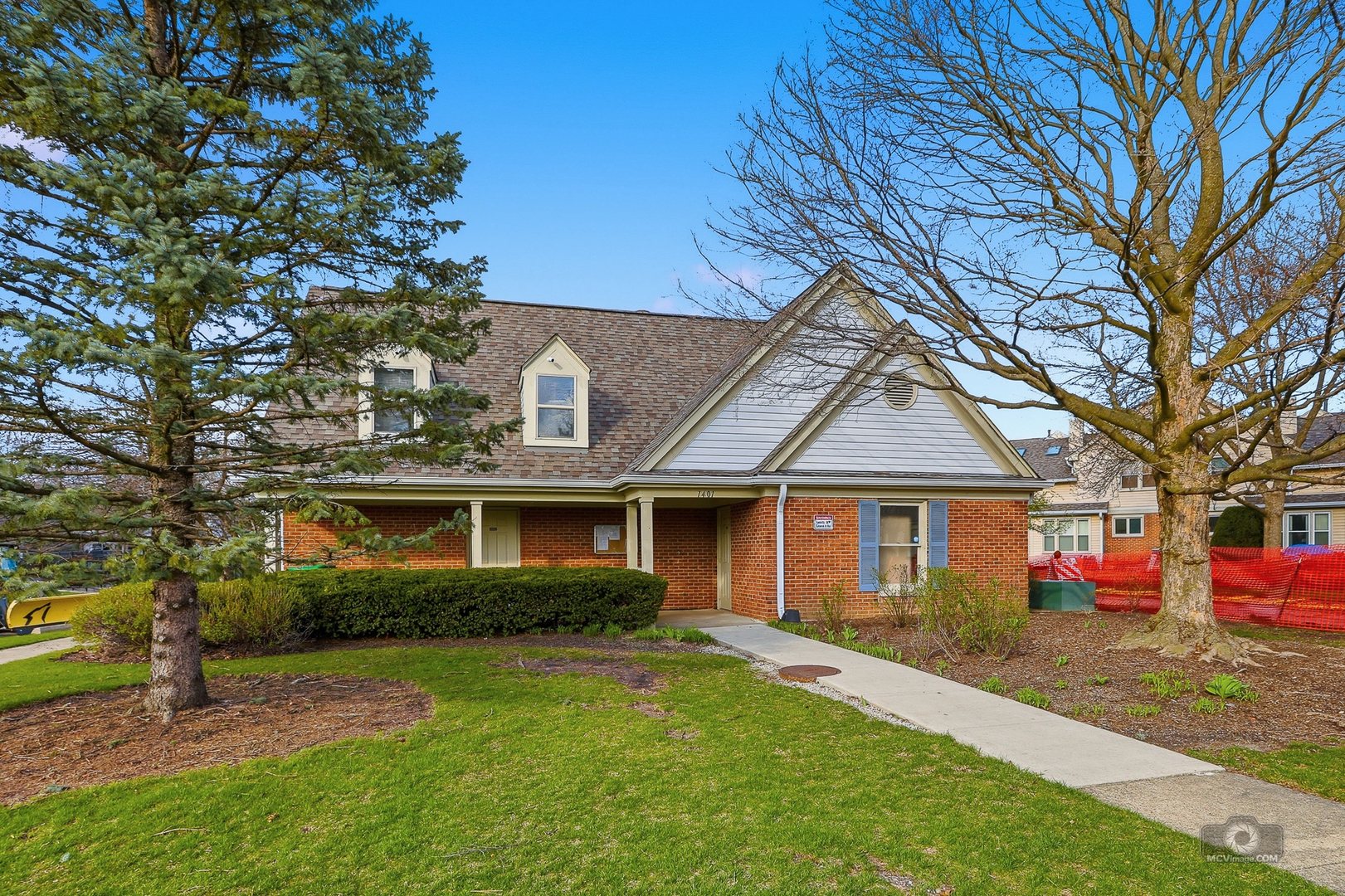 1612 Warwick Court #A2, Wheeling, IL 60090