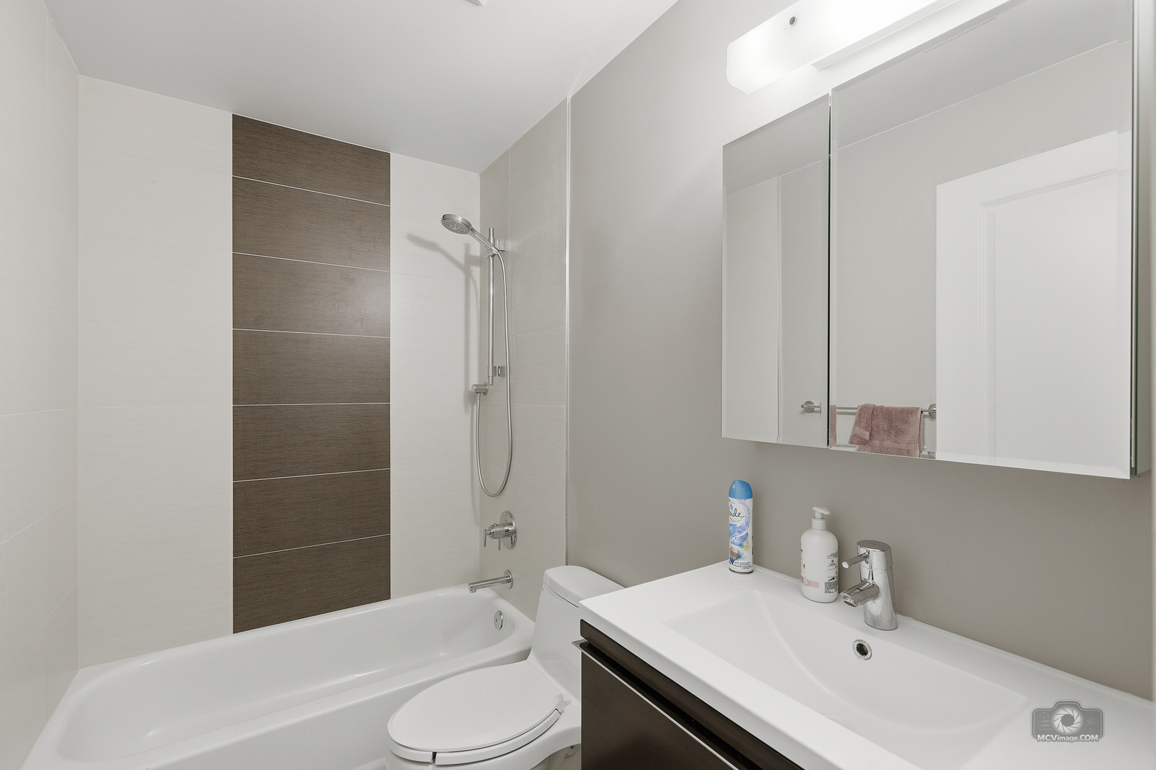 1612 Warwick Court #A2, Wheeling, IL 60090