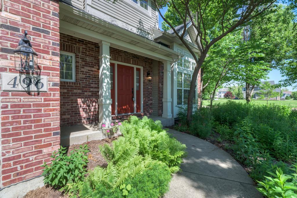 496 Bennett Drive, North Aurora, IL 60542