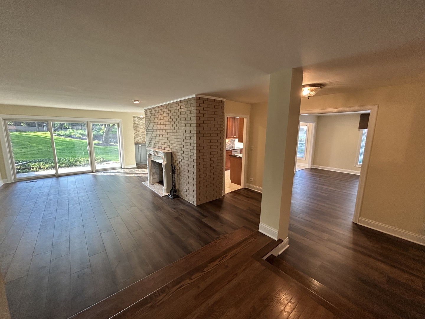 1 Oak Brook Club Drive #A105, Oak Brook, IL 60523